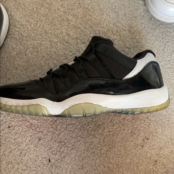 Jordan 11 Retro Low Infrared - Picture 2 of 7